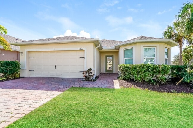 property at 28226 Arrowhead Cir