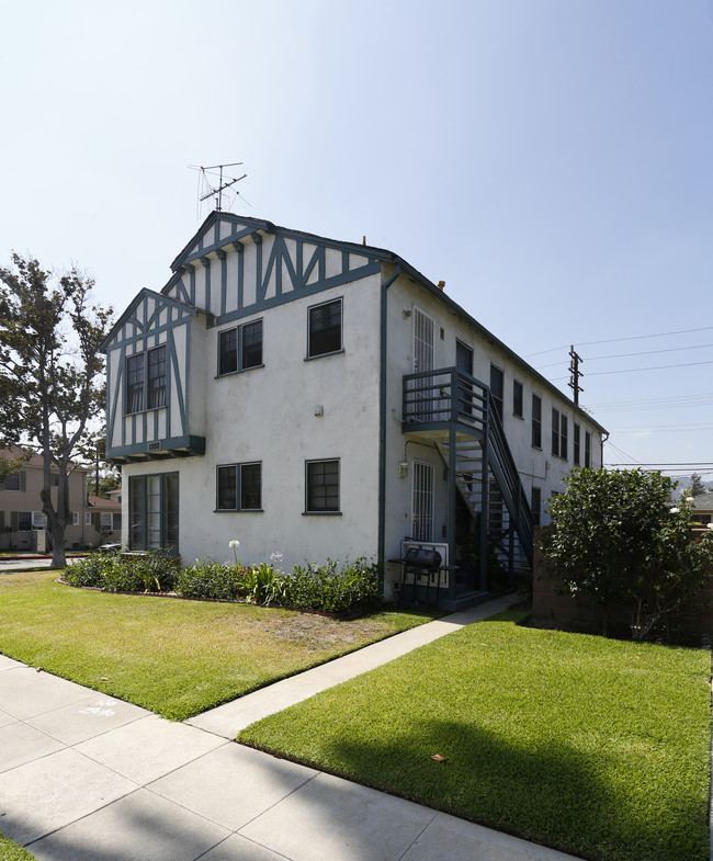 1000 W Glenoaks Blvd in Glendale, CA - Foto de edificio - Building Photo