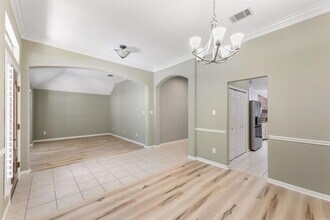 11701 Sterling Panorama Terrace in Austin, TX - Building Photo - Building Photo