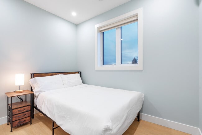 2393 Bonaccord Dr, Unit SI ID1357377P in Vancouver, BC - Building Photo - Building Photo