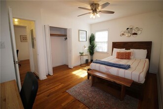 1875 Brewer Blvd SW in Atlanta, GA - Building Photo - Building Photo
