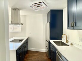 2251 38th Ave in Oakland, CA - Building Photo