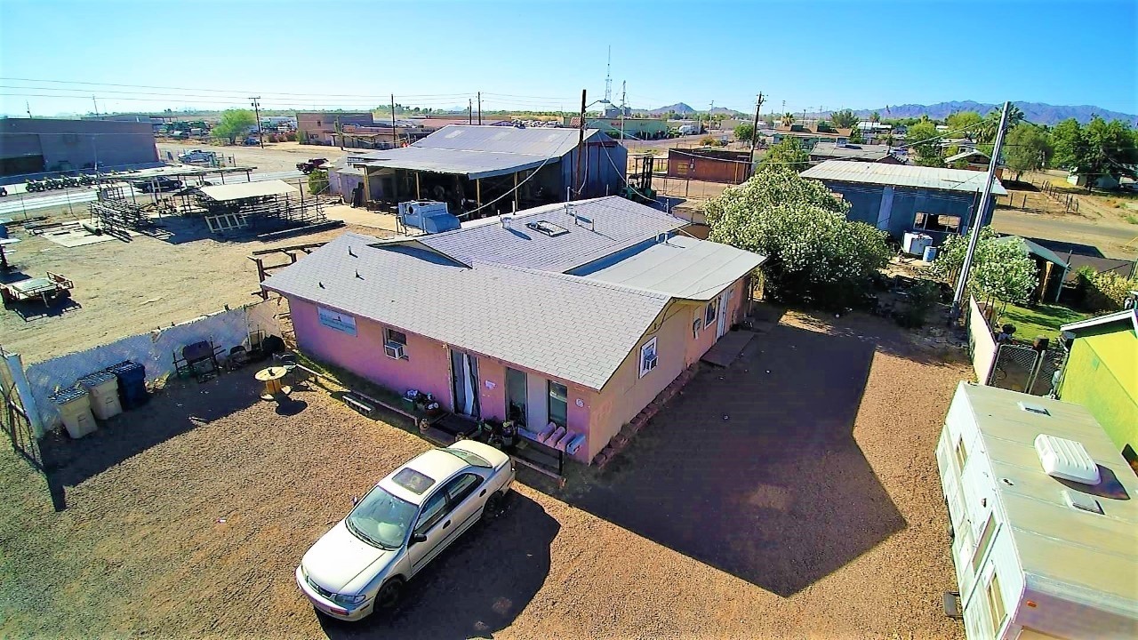 104 E Roosevelt Ave in Buckeye, AZ - Building Photo