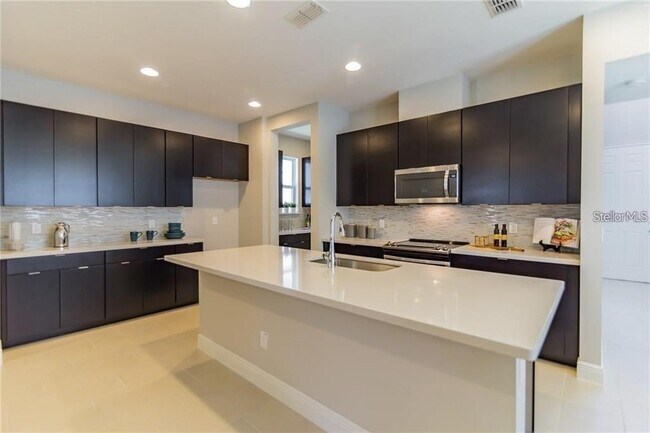 7241 Sunny Mdw in Windermere, FL - Building Photo - Building Photo