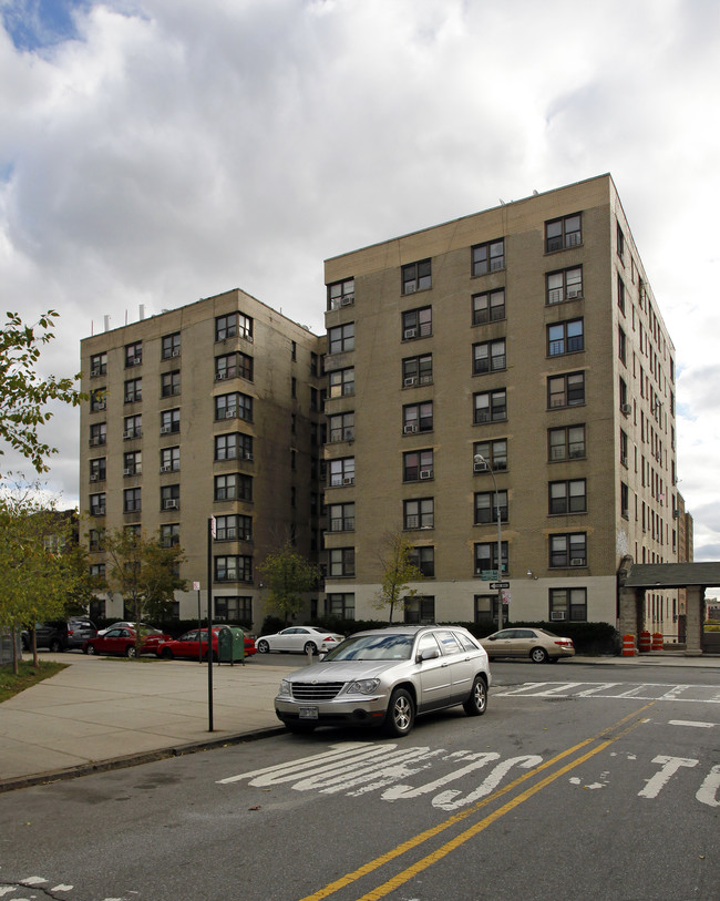 1230 Teller Ave in Bronx, NY - Building Photo - Building Photo