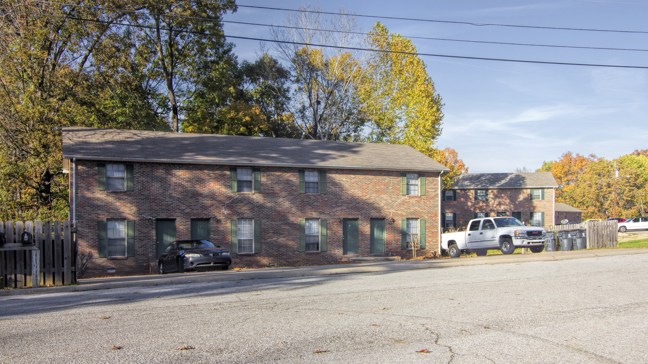 3 Townhome Buildings in Clarksville, TN - Building Photo