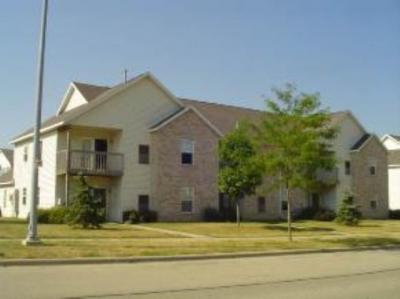 East Pass Apartments in Madison, WI - Foto de edificio