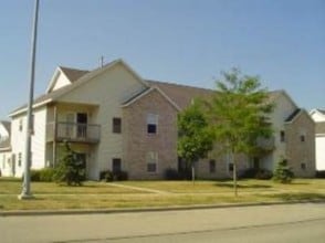 East Pass Apartments in Madison, WI - Building Photo - Building Photo