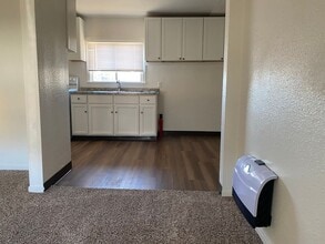 5410 Happy Valley Rd in Anderson, CA - Building Photo - Building Photo