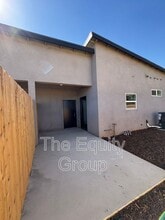 4114 E Kaweah Ave in Visalia, CA - Building Photo - Building Photo