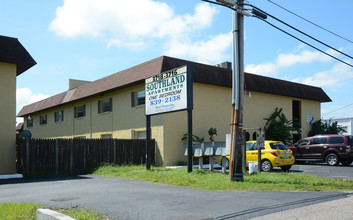 Southland Apartments in Tampa, FL - Building Photo - Building Photo