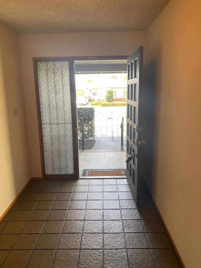 property at 1962 Evergreen Ave