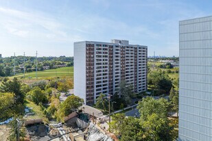 The Birches in Toronto, ON - Building Photo