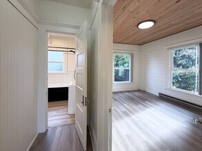 577 Madison St in Eugene, OR - Building Photo - Building Photo