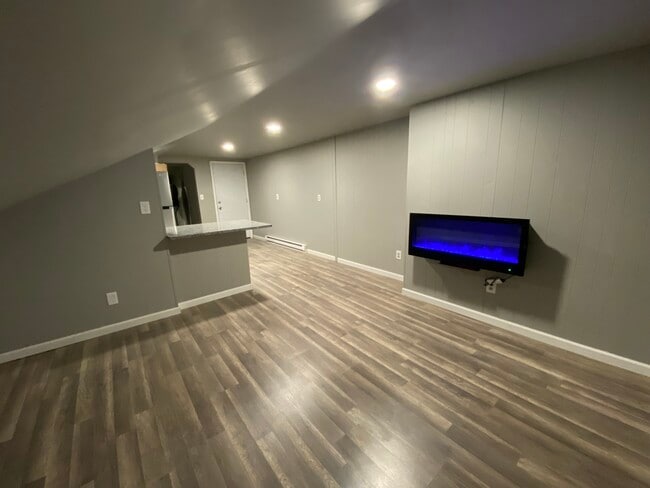 4 Saratoga Ave, Unit 3 in Broadalbin, NY - Building Photo - Building Photo