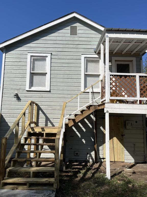 property at 2711 Avenue G