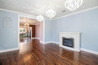 228 Commerce St in Gulfport, MS - Building Photo - Building Photo