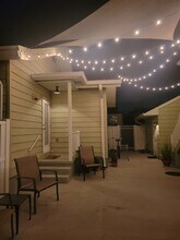1240 13th St N in St. Petersburg, FL - Foto de edificio - Building Photo