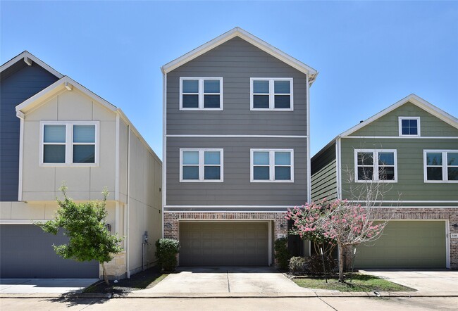 property at 5502 Camaguey St