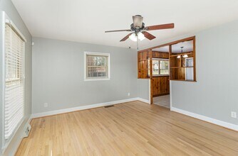 4640 Brooktree Dr in Charlotte, NC - Building Photo - Building Photo