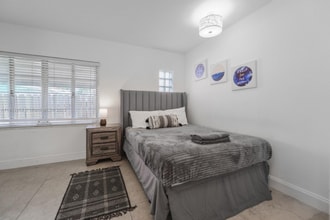 225 NW 14th Ave in Miami, FL - Building Photo - Building Photo