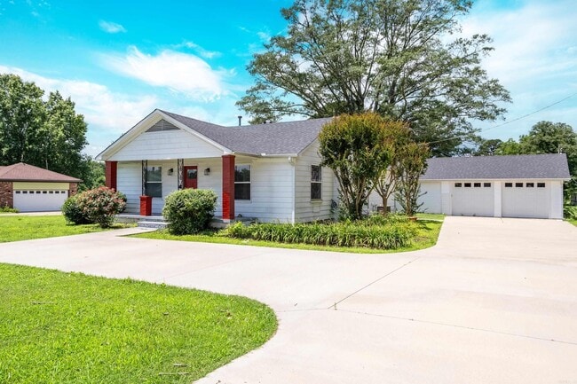 property at 18324 Arch St