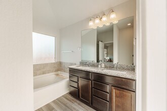 3225 Marston Rd in Lorena, TX - Building Photo - Building Photo