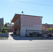 6122 Mesa Ave in Los Angeles, CA - Building Photo - Building Photo