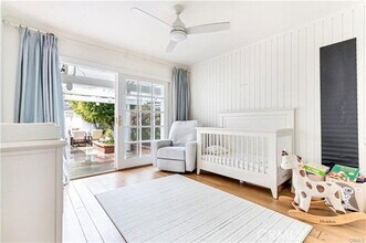 2831 Bayshore Dr in Newport Beach, CA - Building Photo - Building Photo