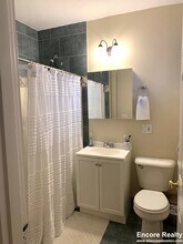 33 Highgate St in Boston, MA - Foto de edificio - Building Photo