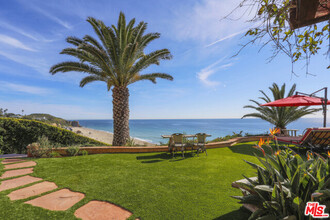 7107 Birdview Ave in Malibu, CA - Building Photo - Building Photo