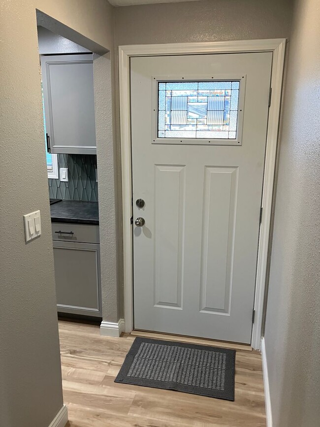 395 Stark St N in Salem, OR - Building Photo - Building Photo