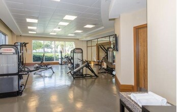 1050 Brickell Ave, Unit 2602 in Miami, FL - Building Photo - Building Photo