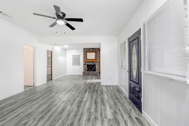 9288 Archibald Ave in Rancho Cucamonga, CA - Building Photo - Building Photo