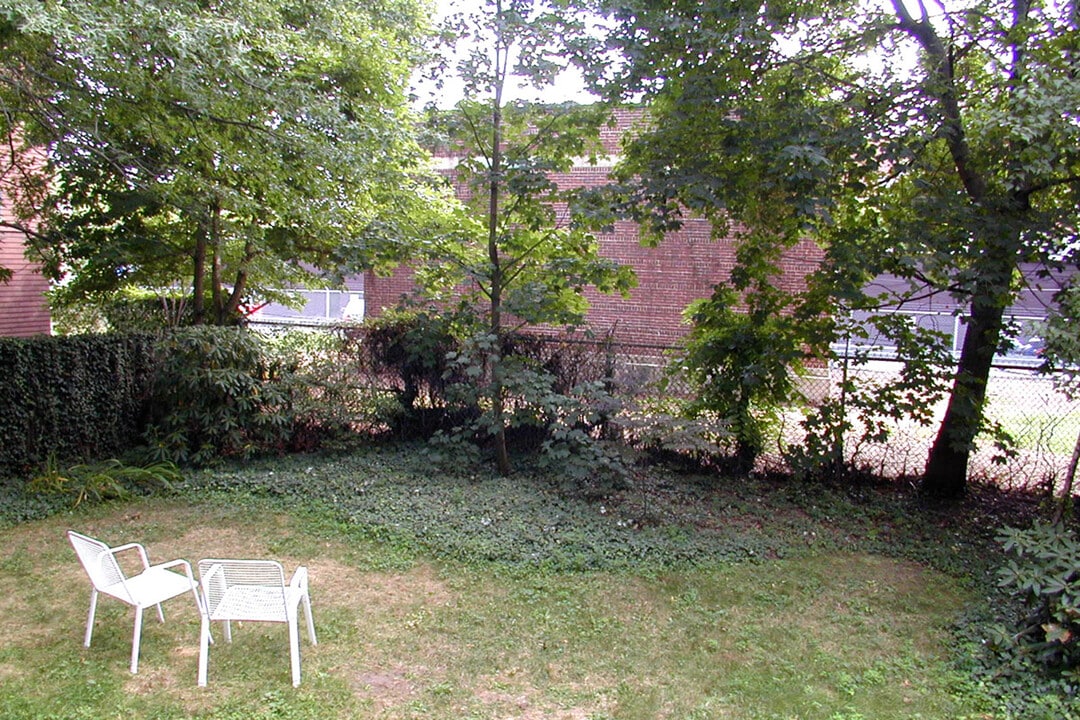 8 Adams Ter, Unit 2 in Cambridge, MA - Building Photo