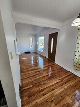 7615 Ivandale Dr in Parma, OH - Building Photo - Building Photo