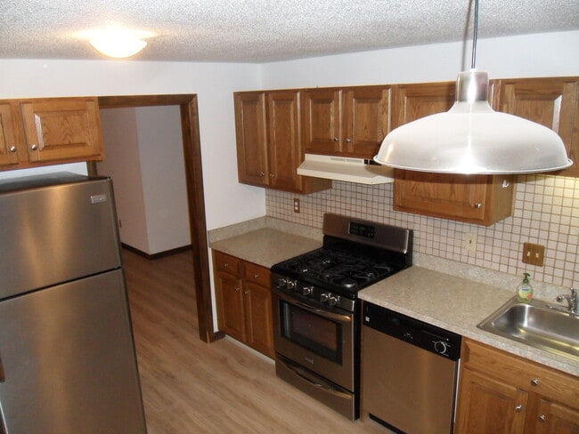 177 Skyview Dr, Unit 177 Skyview in Cromwell, CT - Building Photo - Building Photo