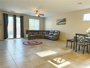 3548 E Tompkins Ave in Las Vegas, NV - Building Photo - Building Photo