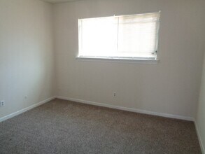 5504 Deep Forest Dr in Houston, TX - Building Photo - Building Photo