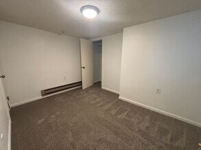 650 N 10th Ave in Pocatello, ID - Building Photo - Building Photo