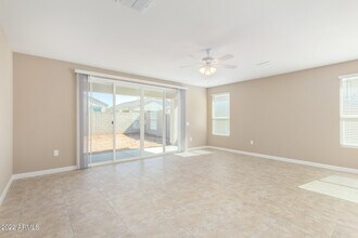 37668 W San Alvarez Ave in Maricopa, AZ - Building Photo - Building Photo
