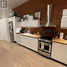 191 King St E in Hamilton, ON - Building Photo - Building Photo