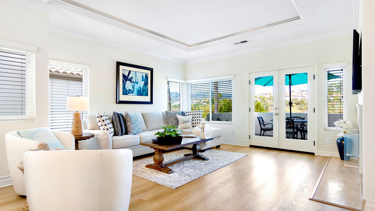 29 Wimbledon Ct in Dana Point, CA - Building Photo