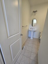 23 Short Oak Dr in Brookfield, CT - Building Photo - Building Photo