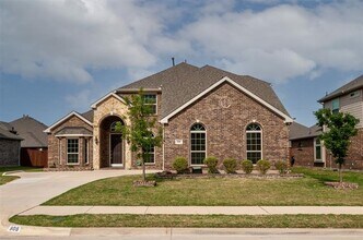 808 Hertfordshire Ln in Mansfield, TX - Building Photo - Building Photo