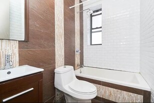 705 St Marks Ave, Unit 3E in Brooklyn, NY - Building Photo - Building Photo