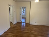 33 Gorham St, Unit #2 in Somerville, MA - Building Photo - Building Photo