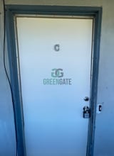 325 W H St in Oakdale, CA - Building Photo - Building Photo