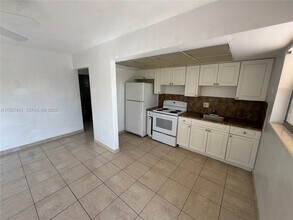 1427 NE 56th St in Fort Lauderdale, FL - Building Photo - Building Photo