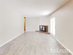 5841 Beaufort Ln in Indianapolis, IN - Building Photo - Building Photo